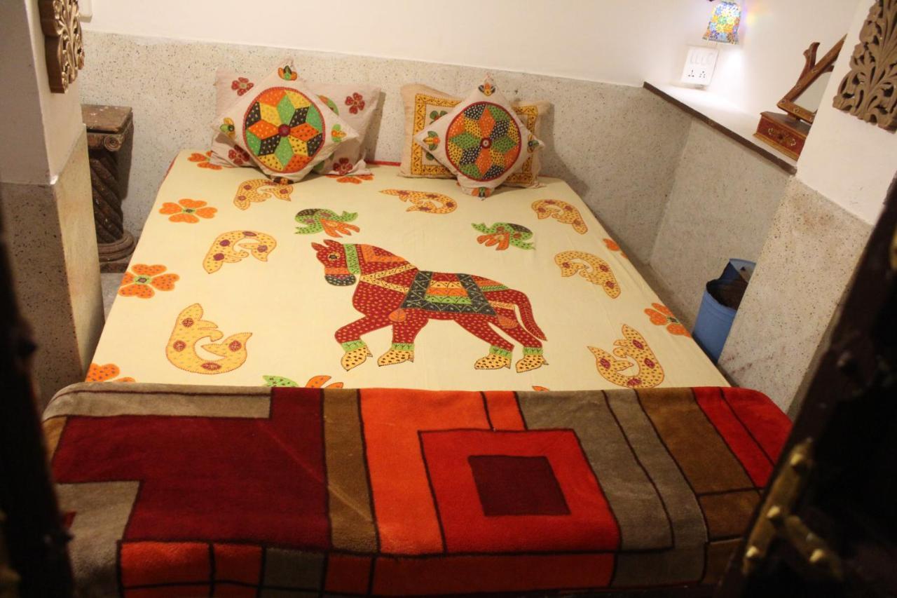 Castle View Haveli Hotel Джодпур Екстериор снимка