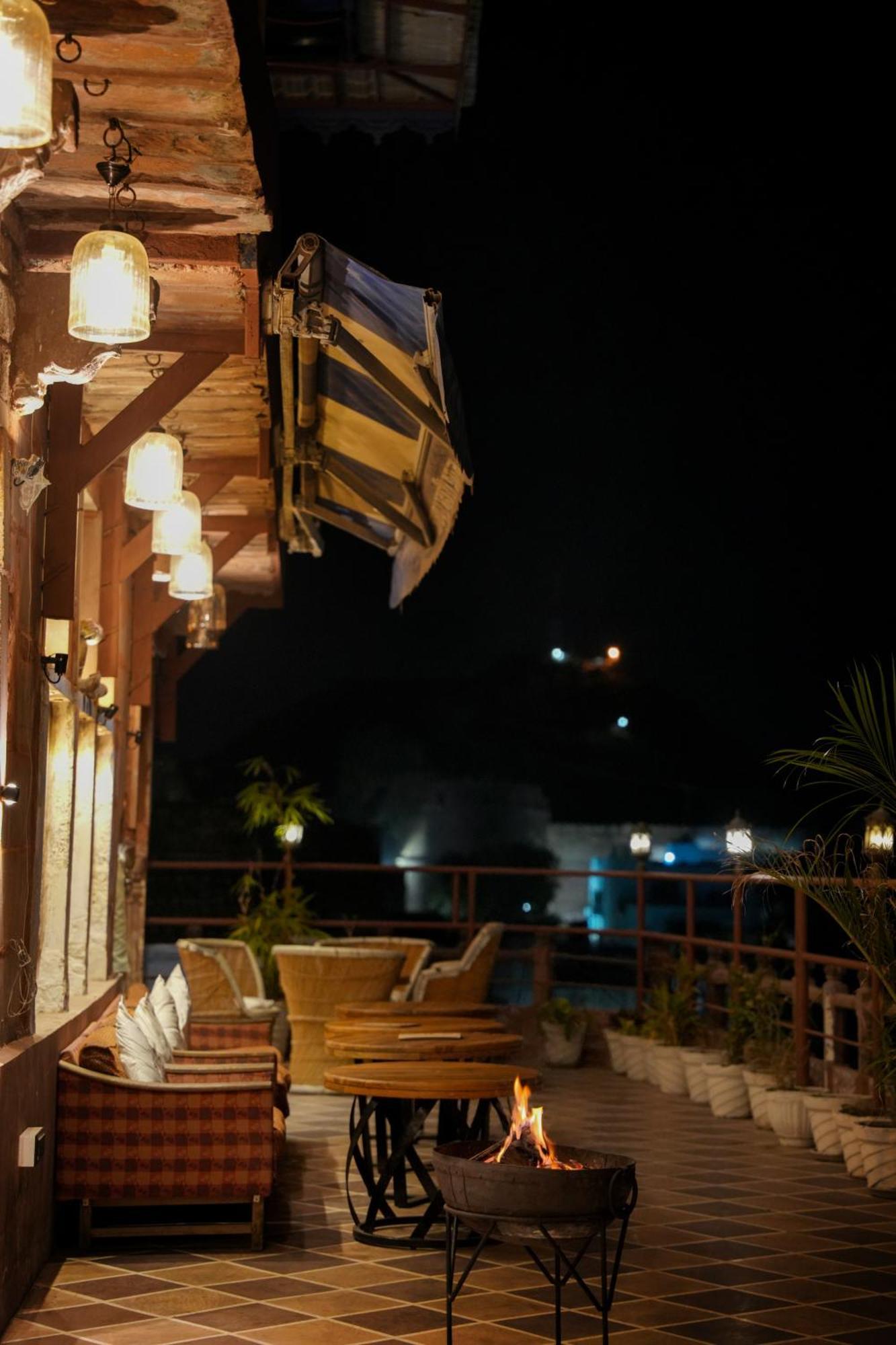 Castle View Haveli Hotel Джодпур Екстериор снимка
