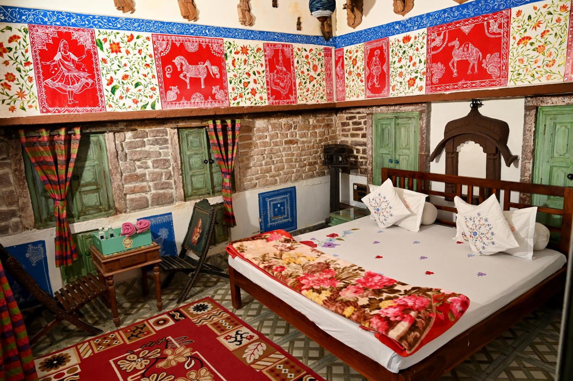 Castle View Haveli Hotel Джодпур Стая снимка