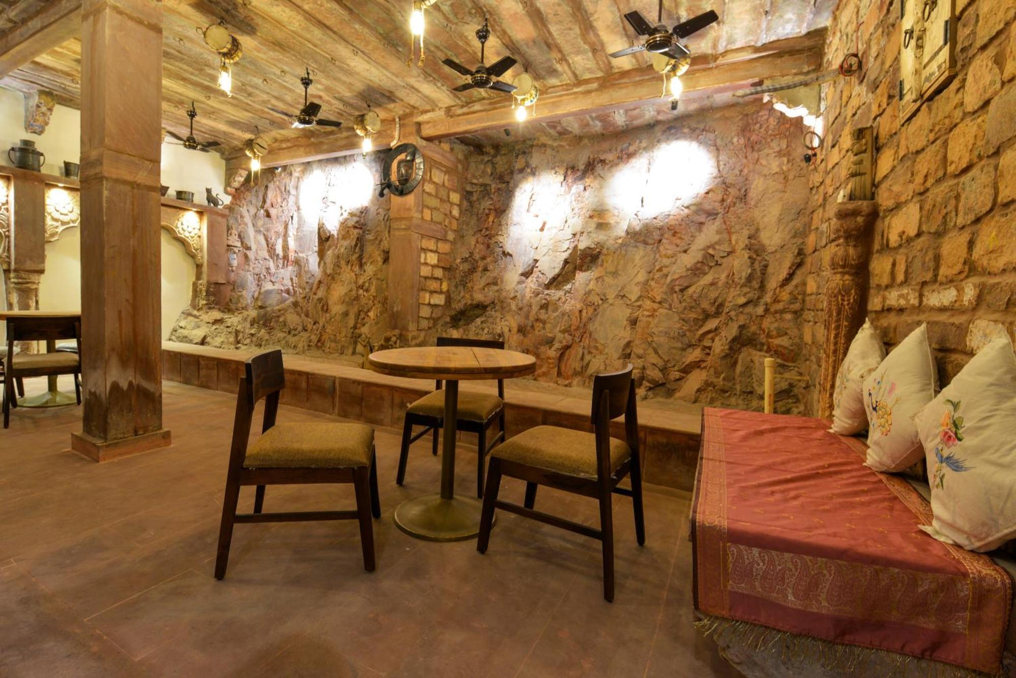 Castle View Haveli Hotel Джодпур Екстериор снимка